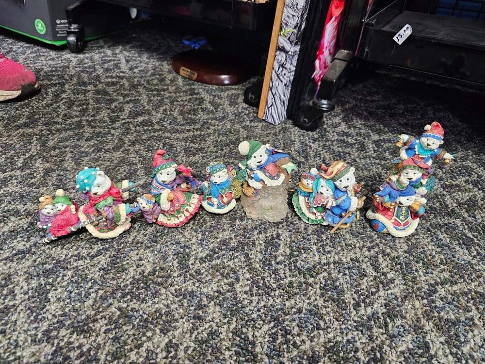 Enesco Polar Kins Figurine Lot Of 6 Vintage